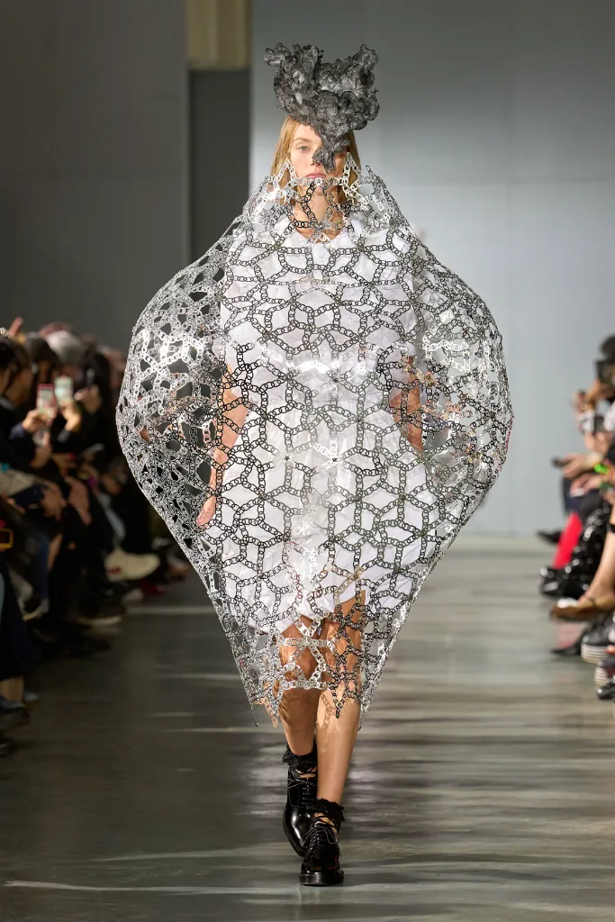 Noir Kei Ninomiya 26SS030